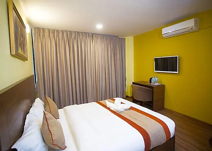 Hotel Rosemary Homes 3*